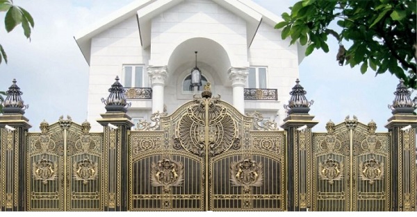 Tư vấn cách thiết kế cửa cổng nhôm đúc hợp phong thuỷ